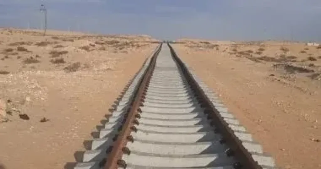 انشاء قطار سيناء