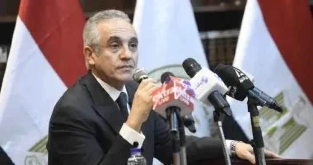 المستشار محمود حلمى الشريف وزير العدل