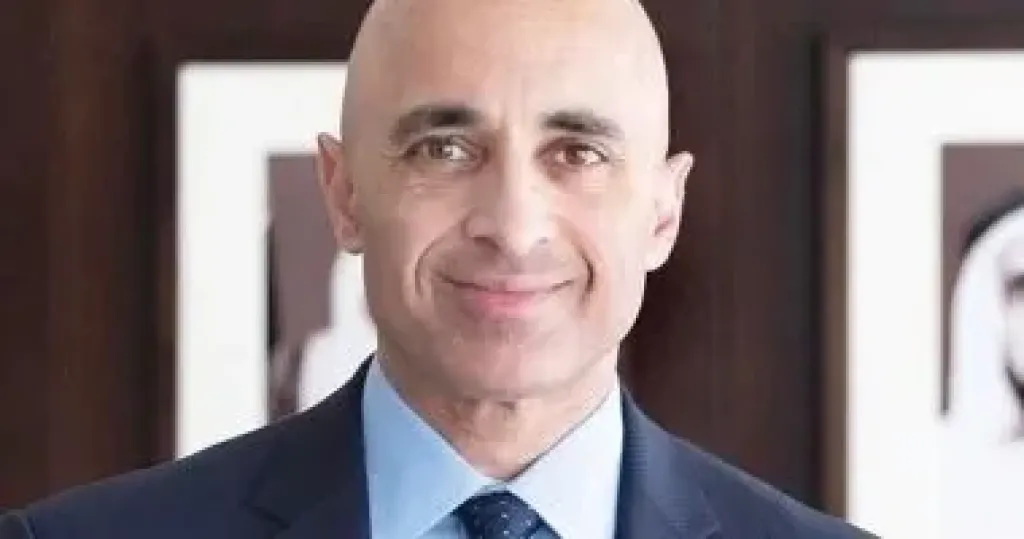 سفير الإمارات بواشنطن يوسف العتيبة