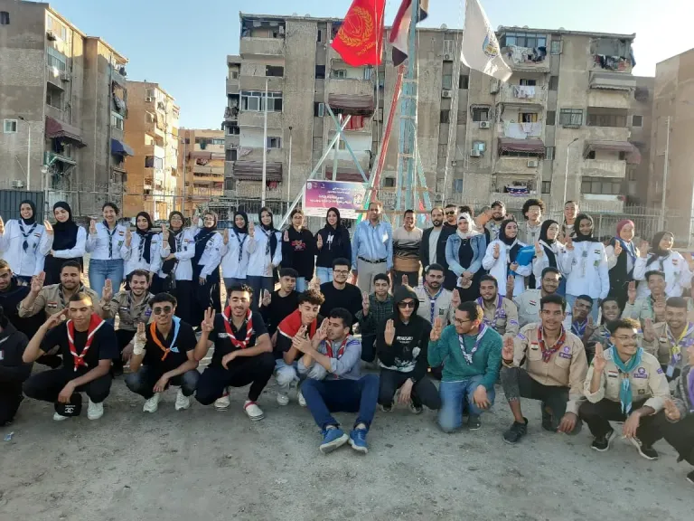 العمل الجماعي- معسكر