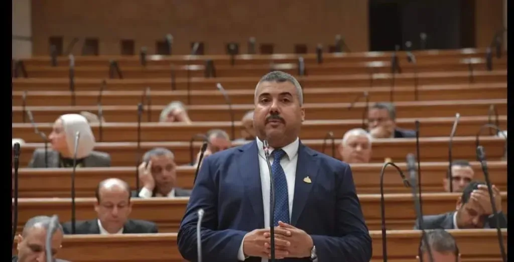 النائب عبداللطيف الشيخ 