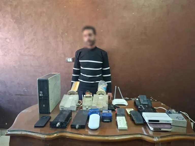 ضبط متهم بالغربيه لادارته شبكه بت تليفزيونى بدون ترخيص