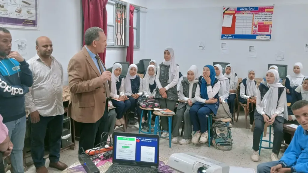 جانب من الندوه 