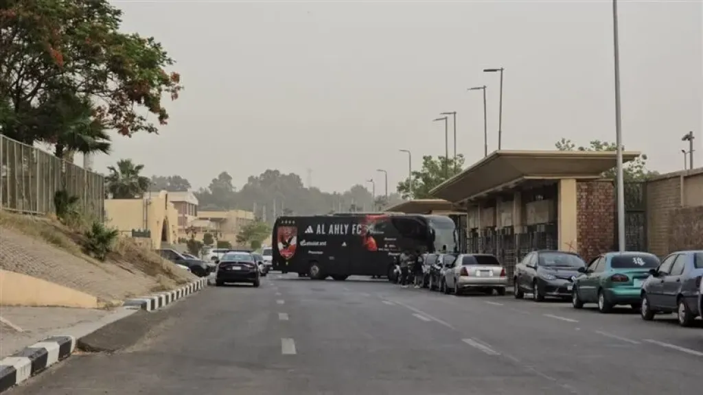 حافله الاهلى