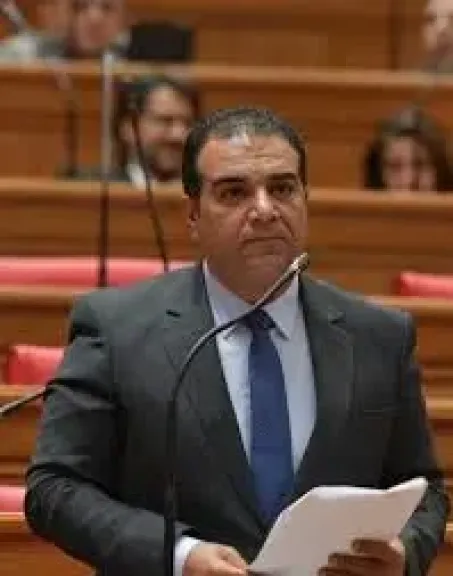 النائب أحمد السنجيدي