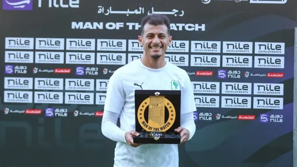 عمر الساعى