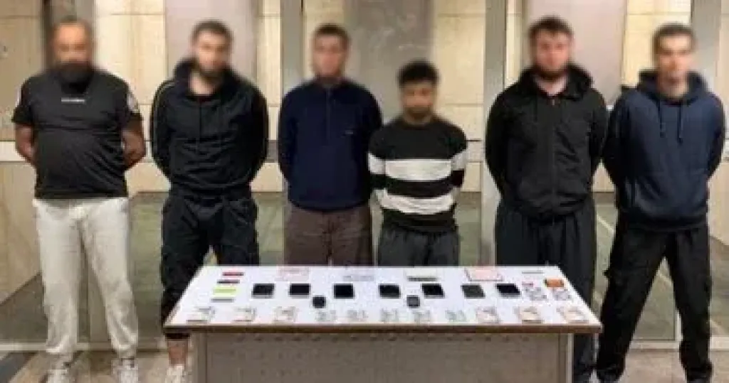 المتهمين 