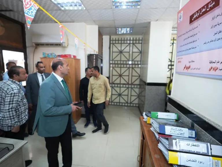 محافظ أسيوط 