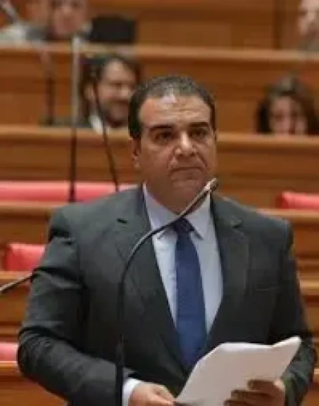 أحمد السنجيدي