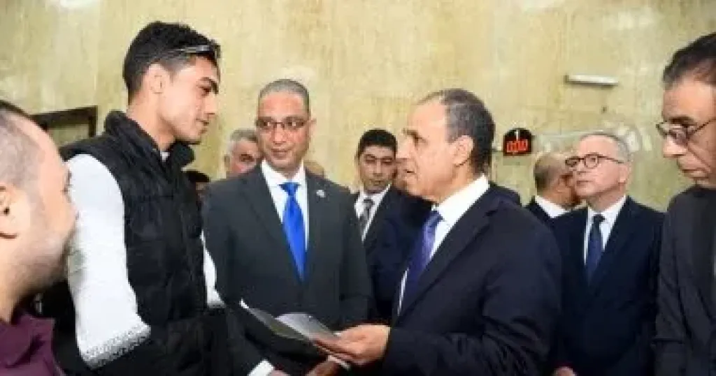 وزير الخارجية يعيد افتتاح مكتب تصديقات أحمد عرابي