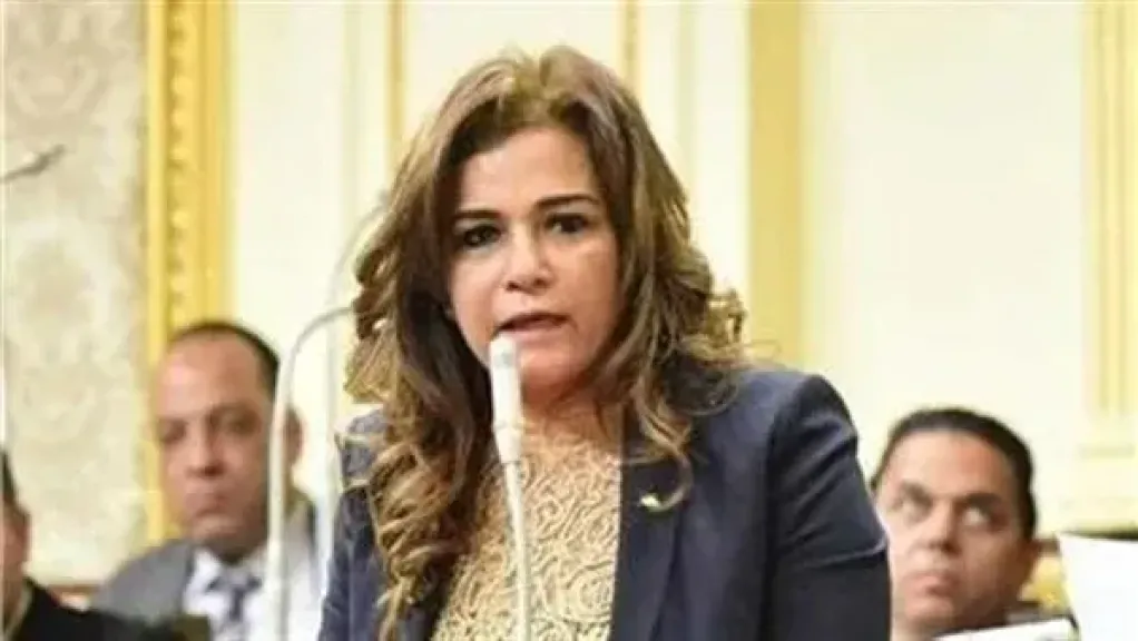 سحر طلعت 