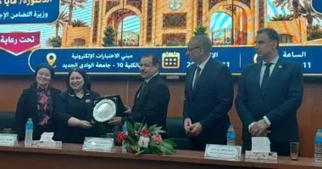 تنفيذ مبادرة مودة بين الطلاب لدمج قيم الاستقرار الأسري داخل العملية التعليمية