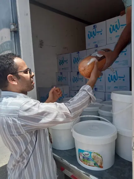 جانب من متابعه 