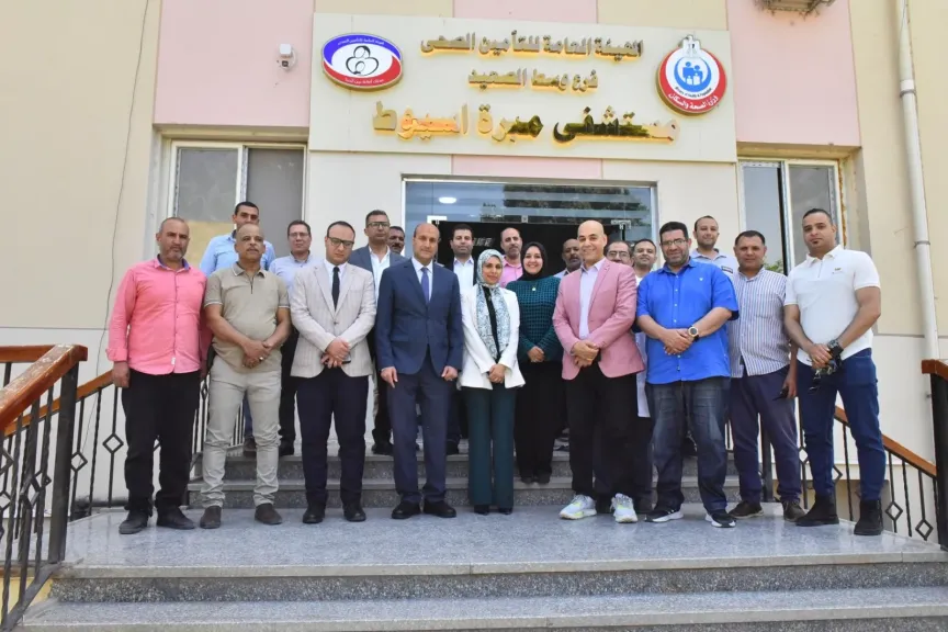 جانب من متابعه 