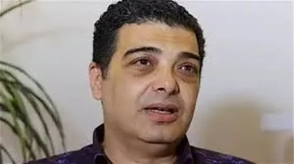 الفنان احمد منير