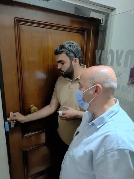 غلق مركزين للأشعة لمخالفات صحية وإدارية
