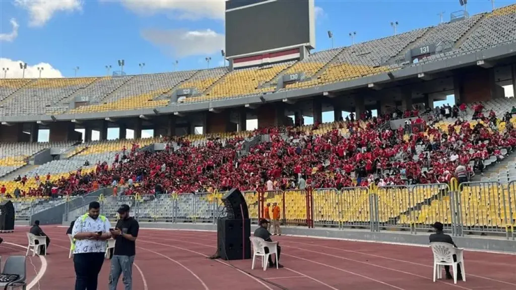 الاهلى والمصرى