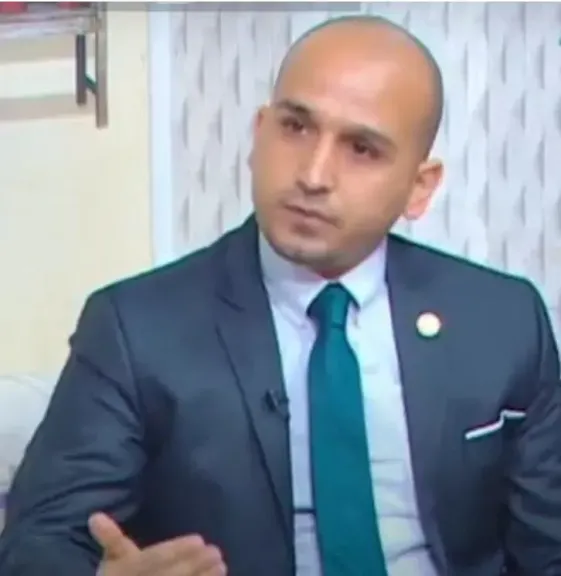 محمود فوزي 
