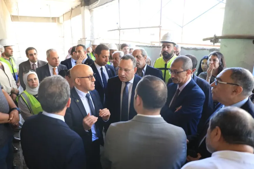 جانب من جولة وزير التعليم العالى