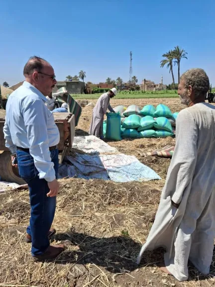 خدمة الفلاحين