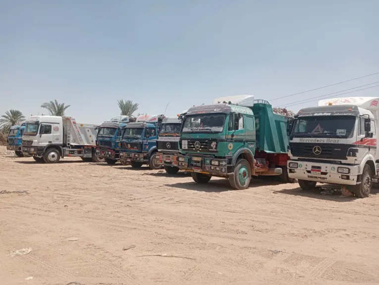 جانب من متابعه 
