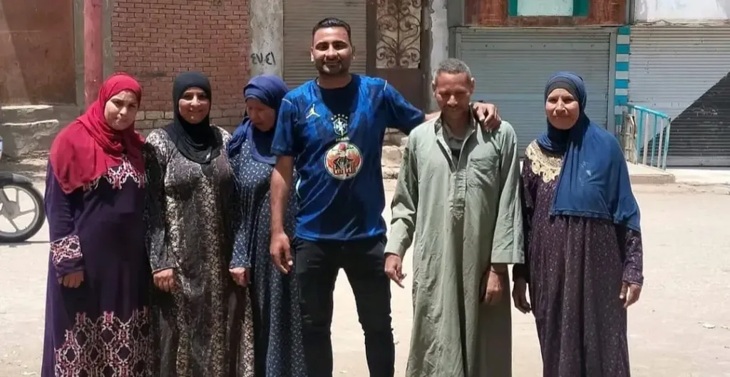 رفع تراكمات القمامة بطريق الفشن  بني صالح جنوب بني سويف