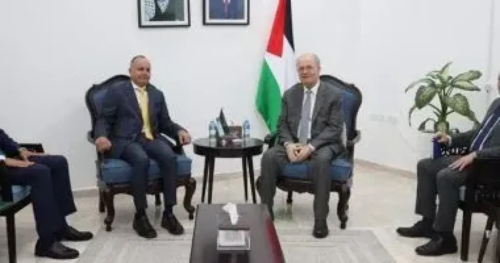 جانب من اللقاء
