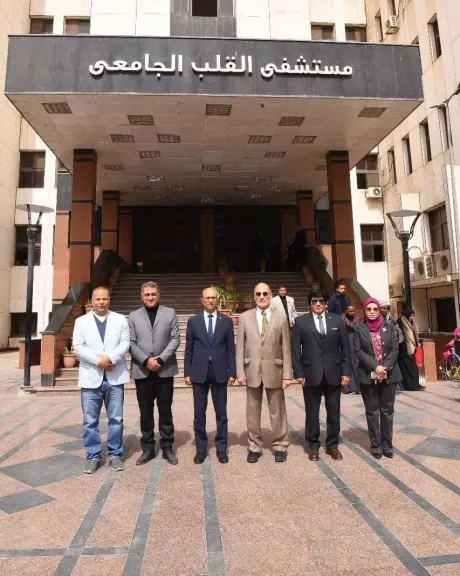 جانب من متابعه 