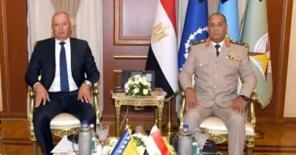 الفريق أشرف سالم زاهر يلتقى نائب رئيس مجلس الوزراء