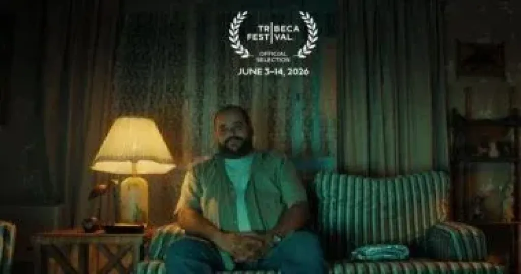 فيلم 32 ب مشاكل داخلية