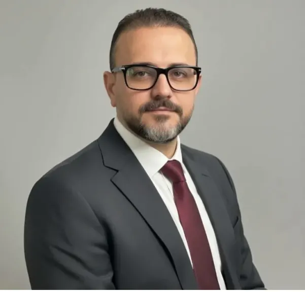  الدكتور عماد زكي