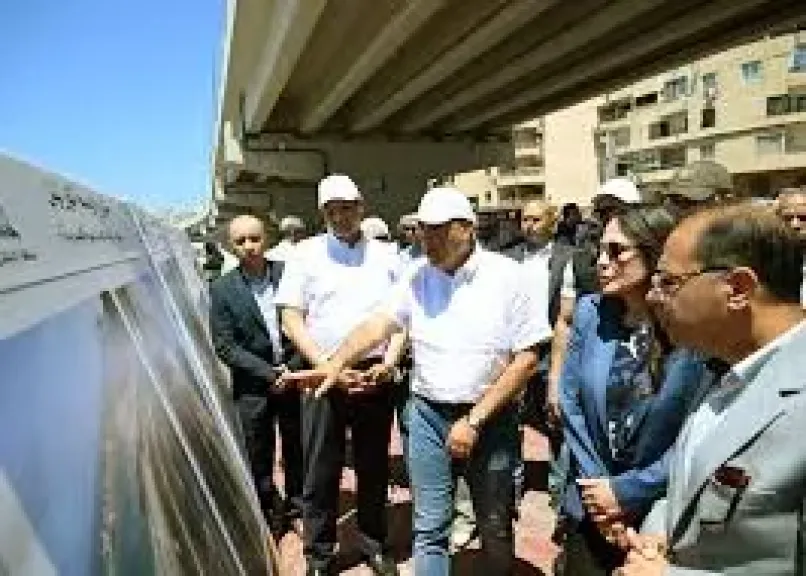 رئيس الوزراء يفتتح أعمال توسعة الكورنيش شرق مدينة الإسكندرية