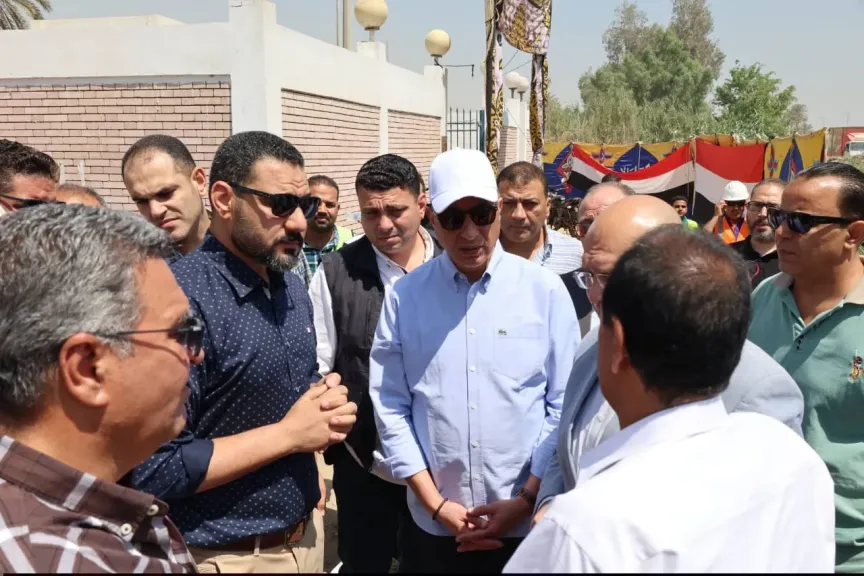 جانب من جولة محافظ الجيزة