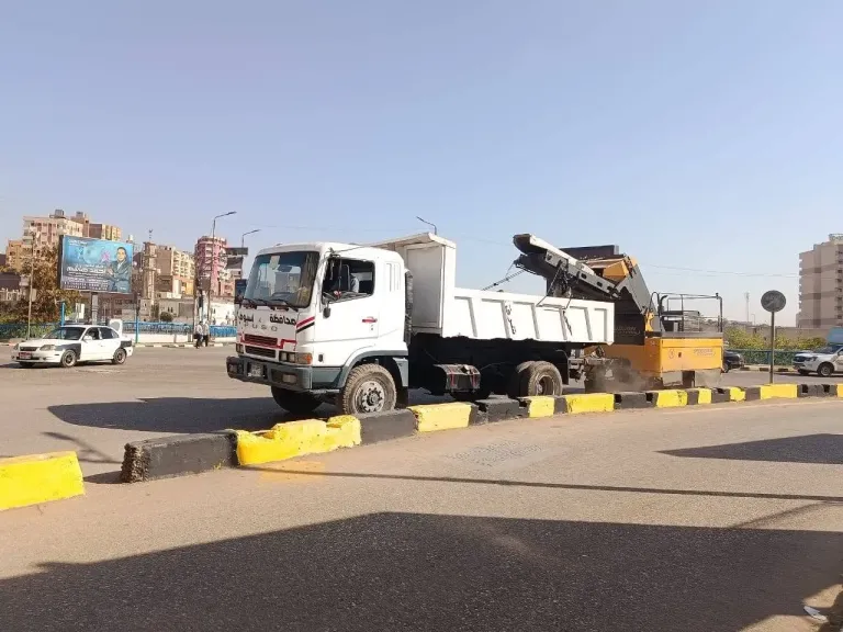 جانب من متابعه 