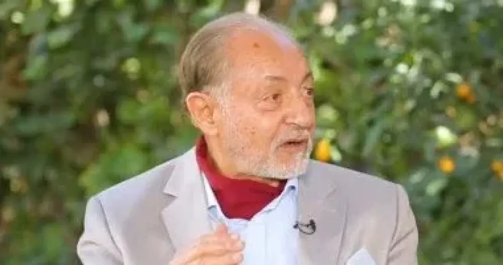 عبد العزيز مخيون