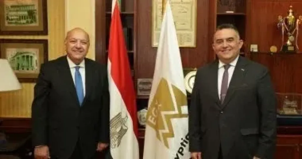 عمر رضوان رئيس البورصة المصرية، و الدكتور محمد الوحش وكيل مجلس النواب