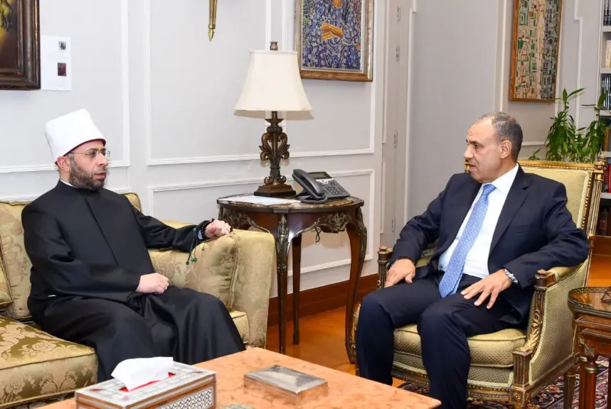 د. بدر عبد العاطي وزير الخارجية والدكتور أسامة الأزهري وزير الأوقاف