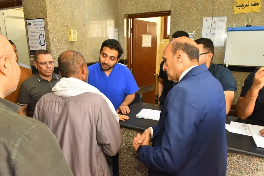 جانب من متابعه 