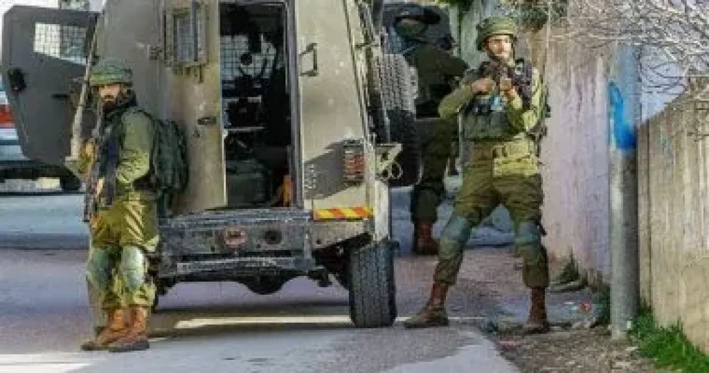 الاحتلال 