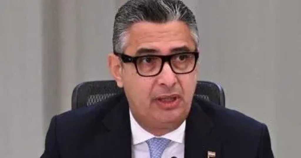 وزير التموين 
