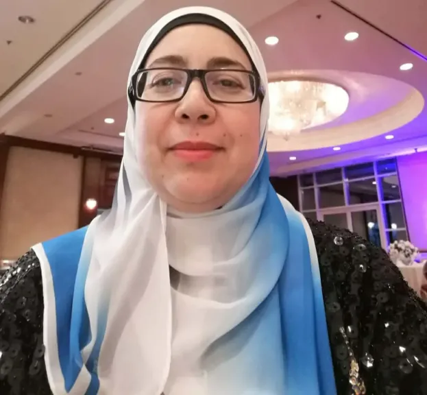 مديرة ادارة بنوك الدم بالمديرية 