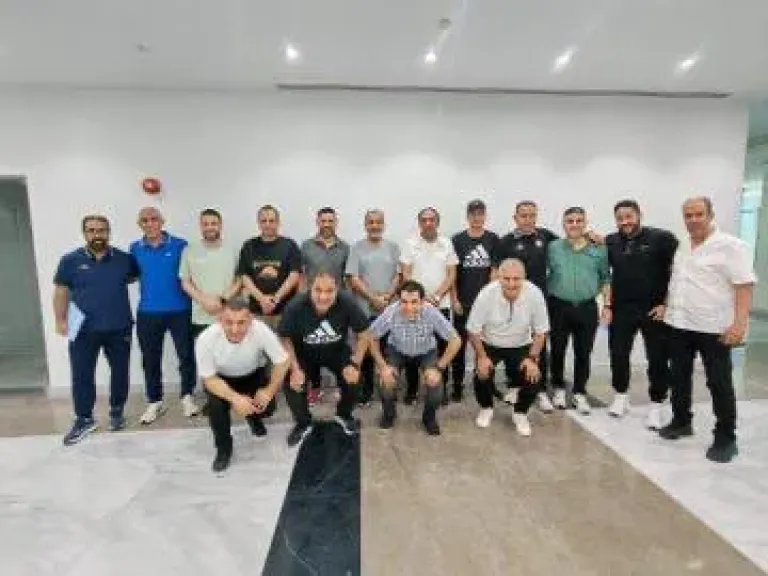 اتحاد الكرة يجرى مقابلات الرخصة الأفريقية