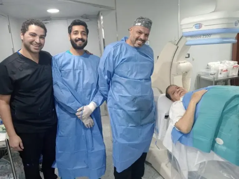 الفريق الطبي 