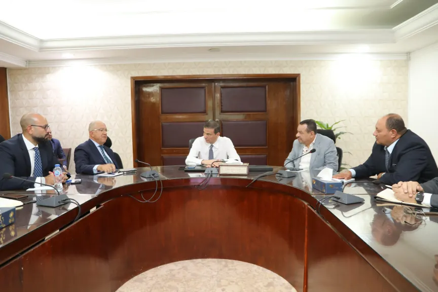 اثناء اللقاء 