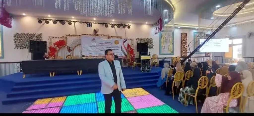 جانب من متابعه 