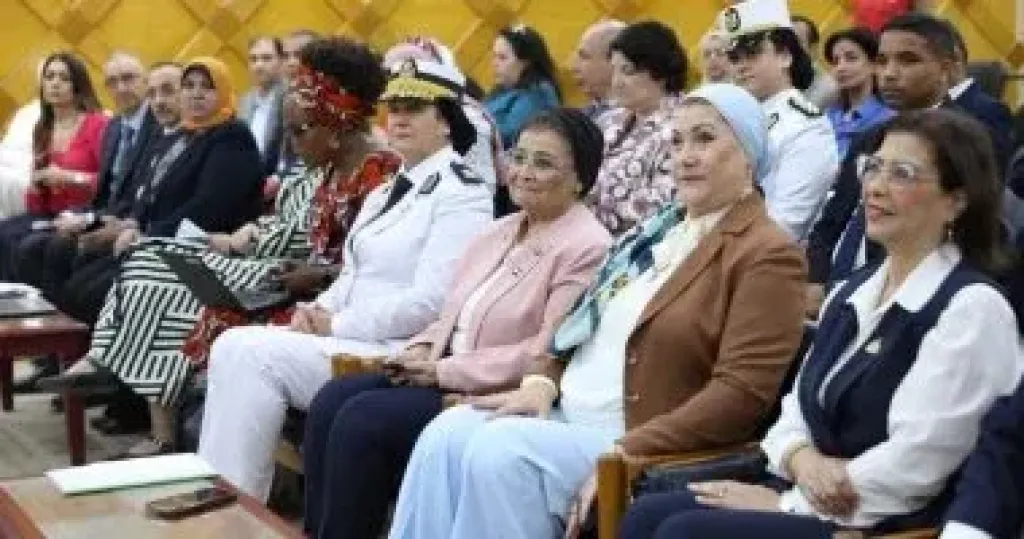 جانب من الندوة