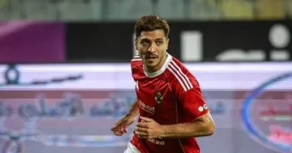 محمد شريف مهاجم النادى الأهلى
