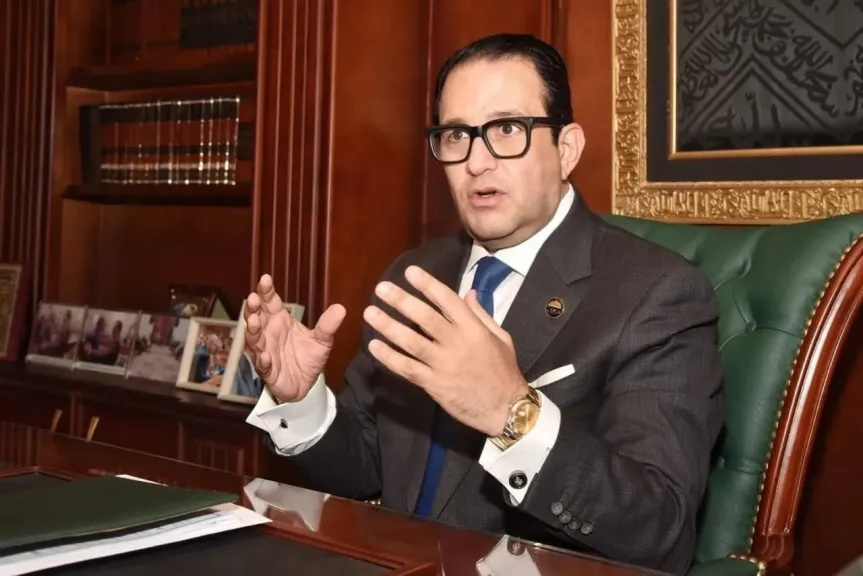 علاء عابد