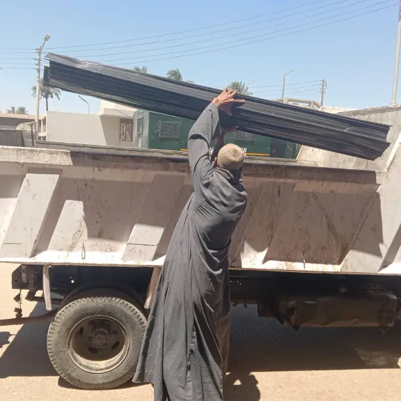 جانب من متابعه 