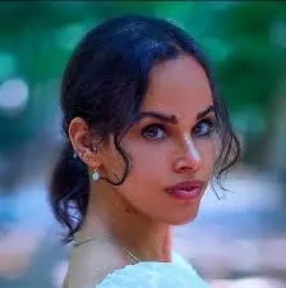 نور عمرو دياب